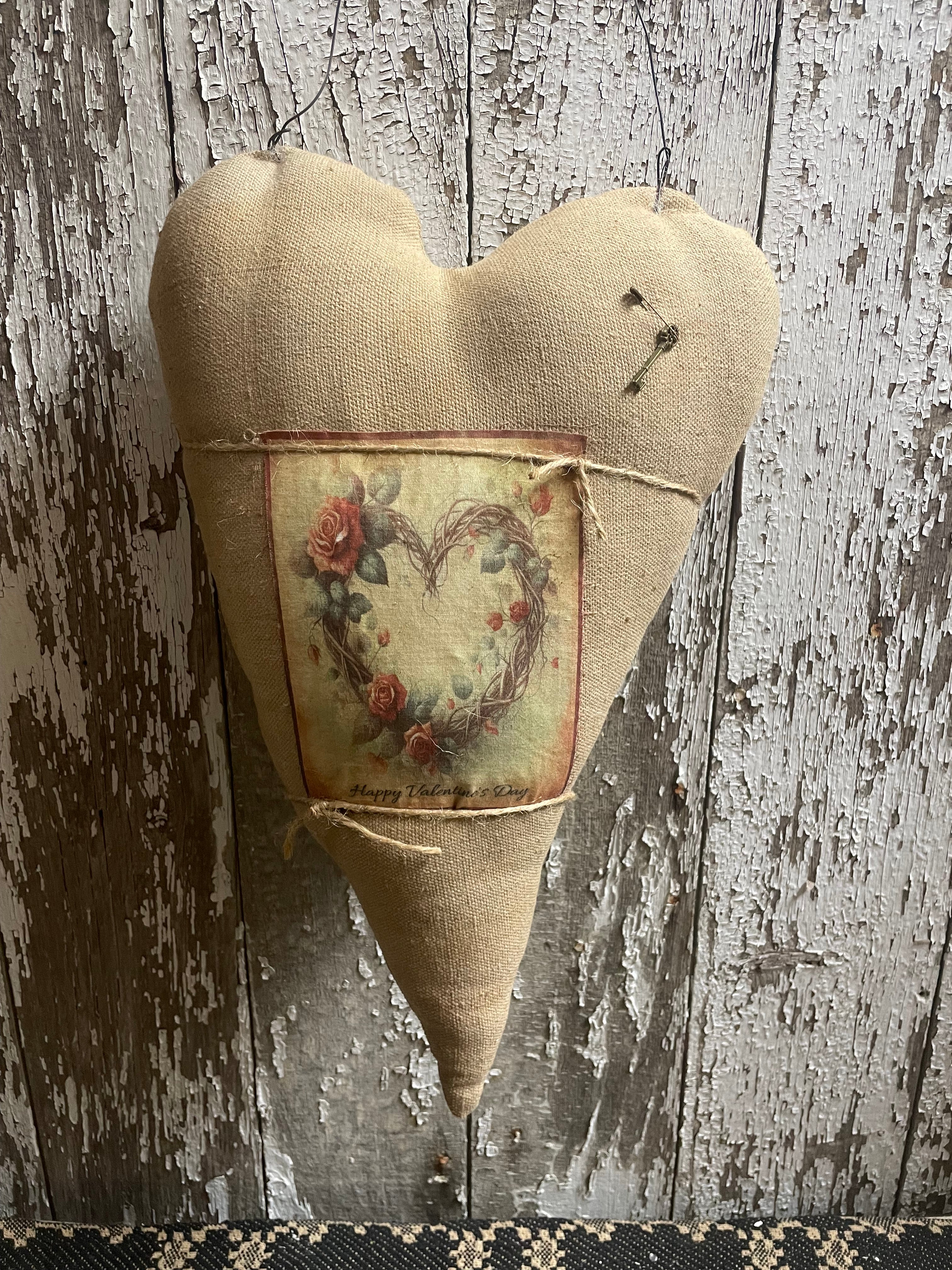 Primitive Grungy Feedsac Heart Door Hanger With Picture Tan 18x11