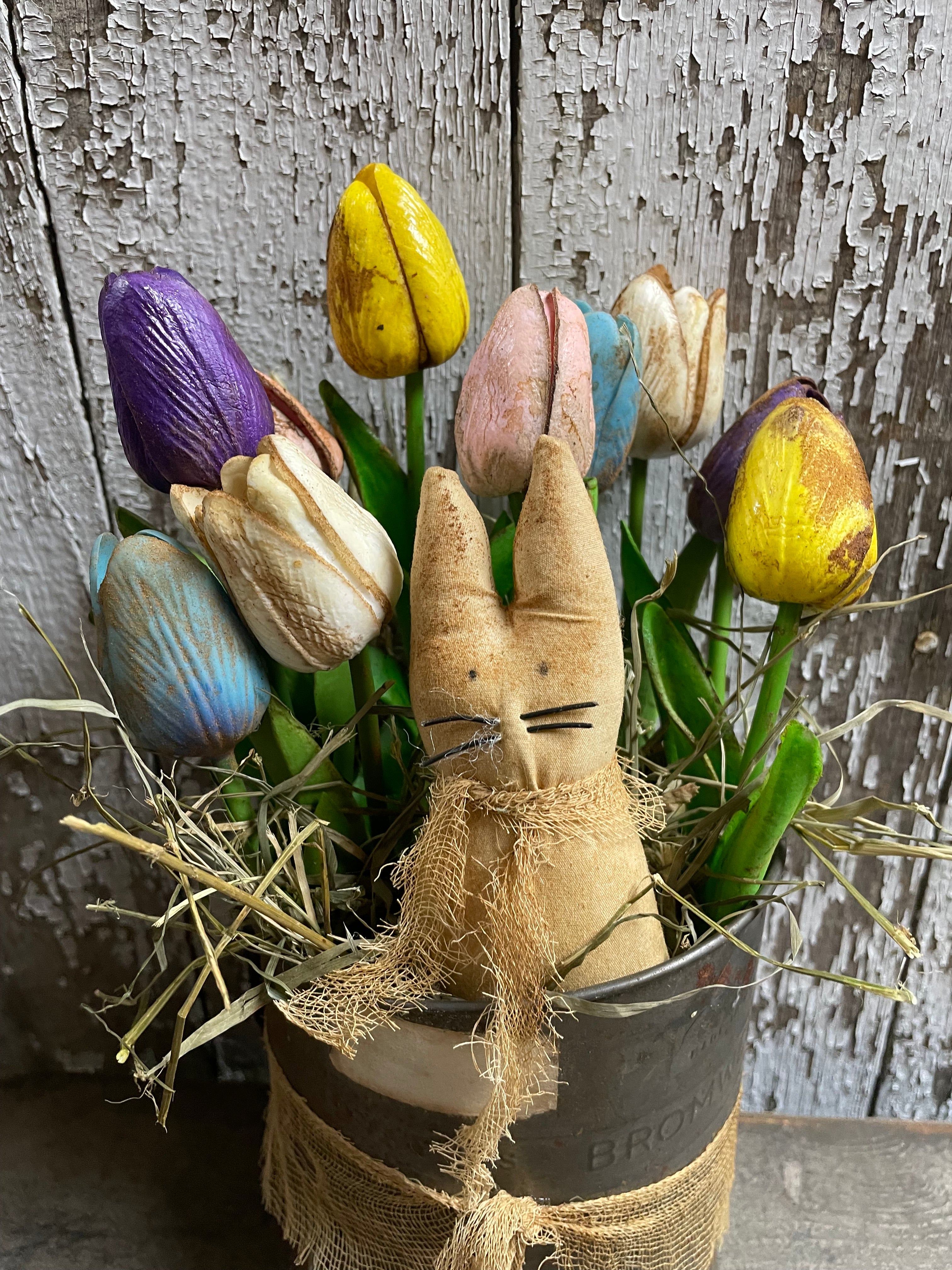 Primitive Peep And Ten Tulips In Antique Sifter Gathering 12x7