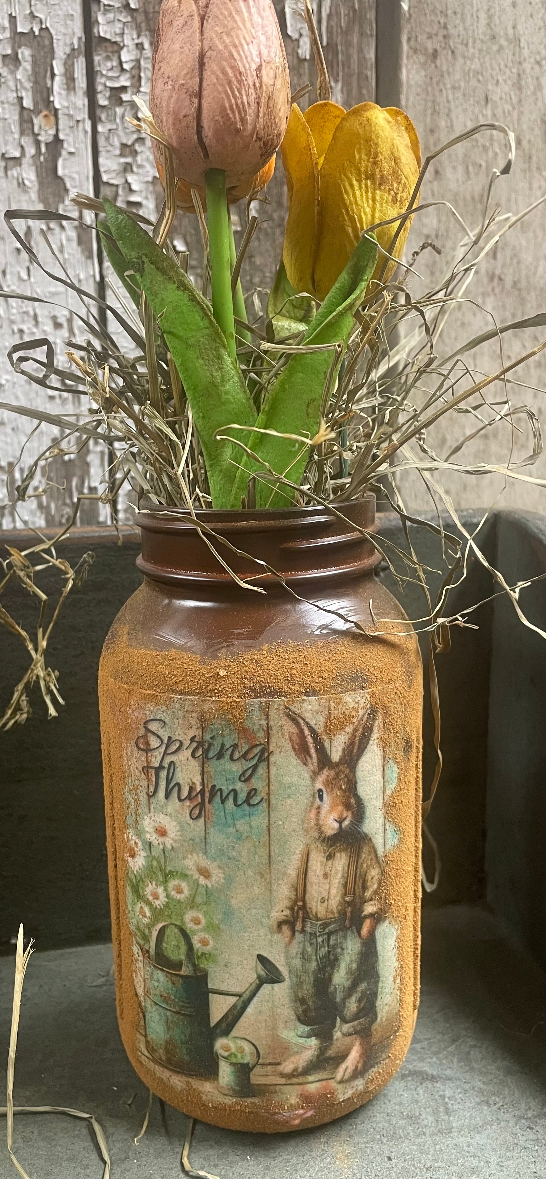 Primitive Spring Jar With Picture 12x5