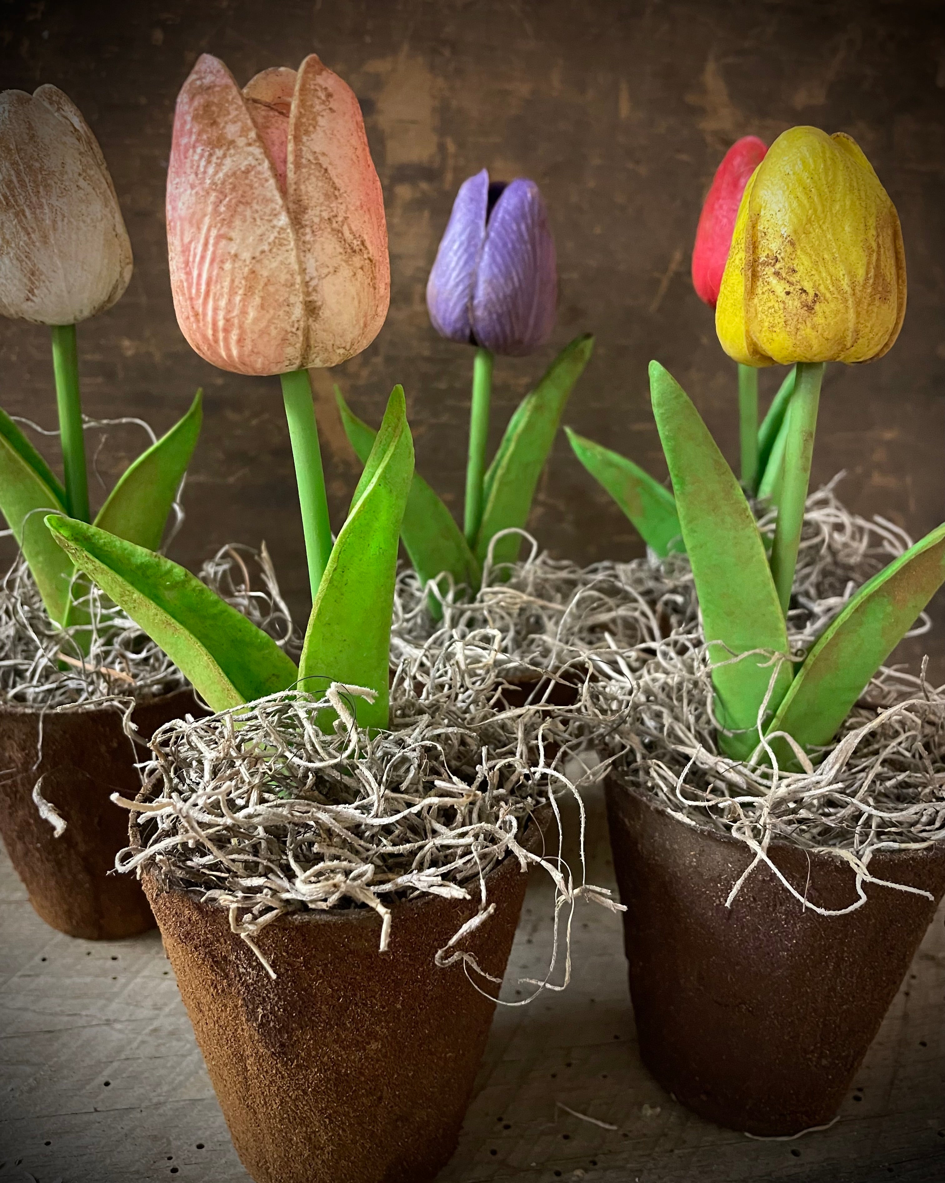 Small Primitive Grunged Faux Tulip In Pot 8x4 Set Of 3 Or 5