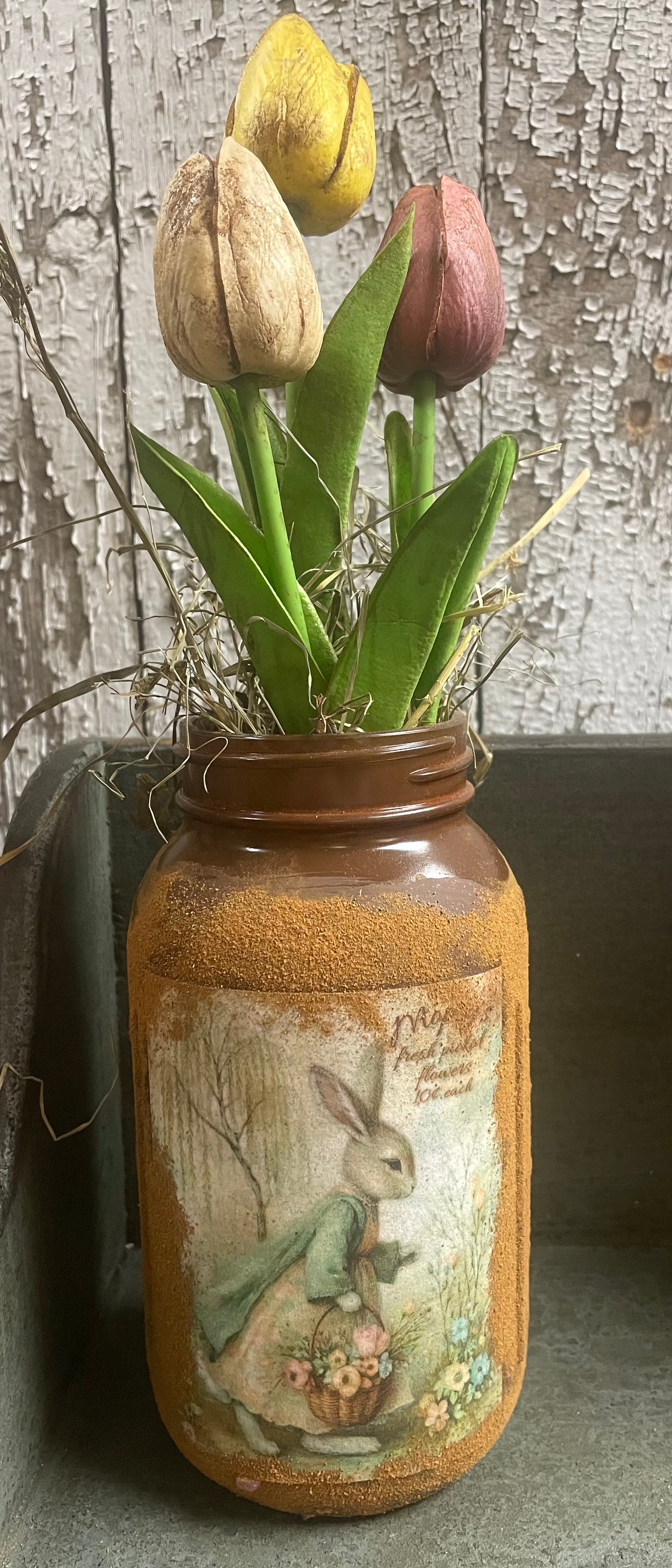 Primitive Spring Jar With Picture 12x4