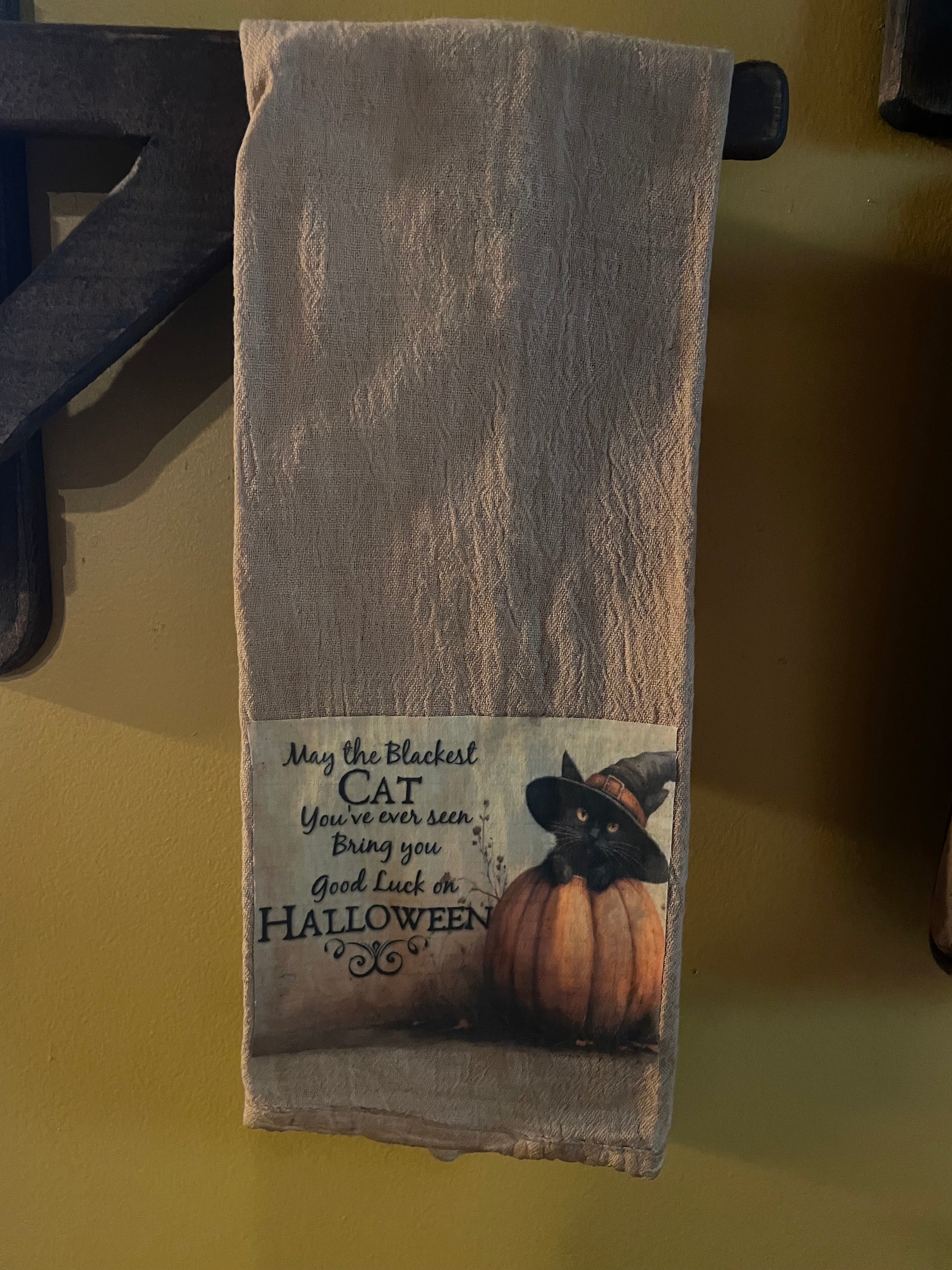 Primitive Decorative Fall Flour Sac Towel With Picture 28x29
