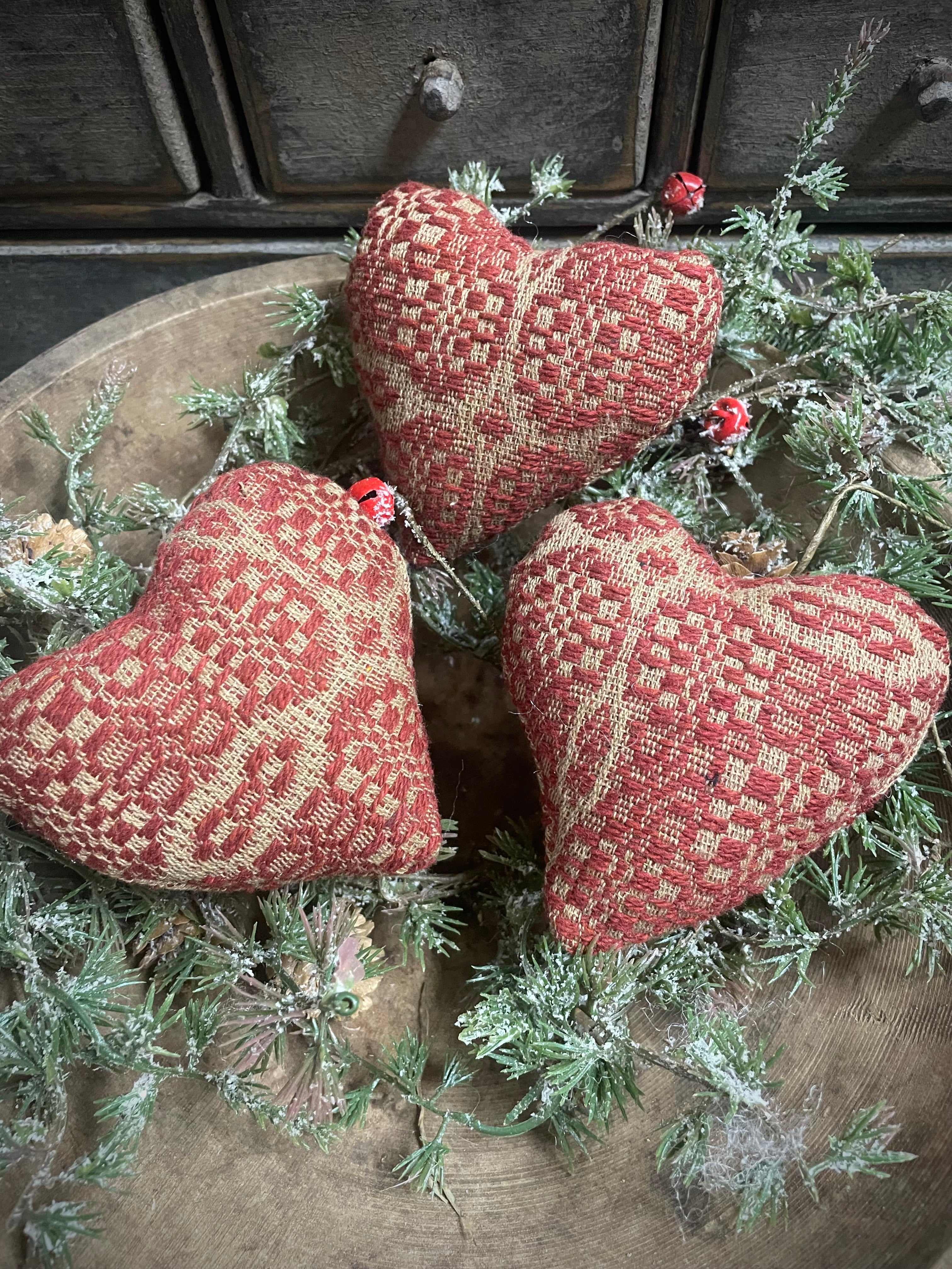 3 Primitive Handmade Valentines Coverlet Hearts Red 3x3