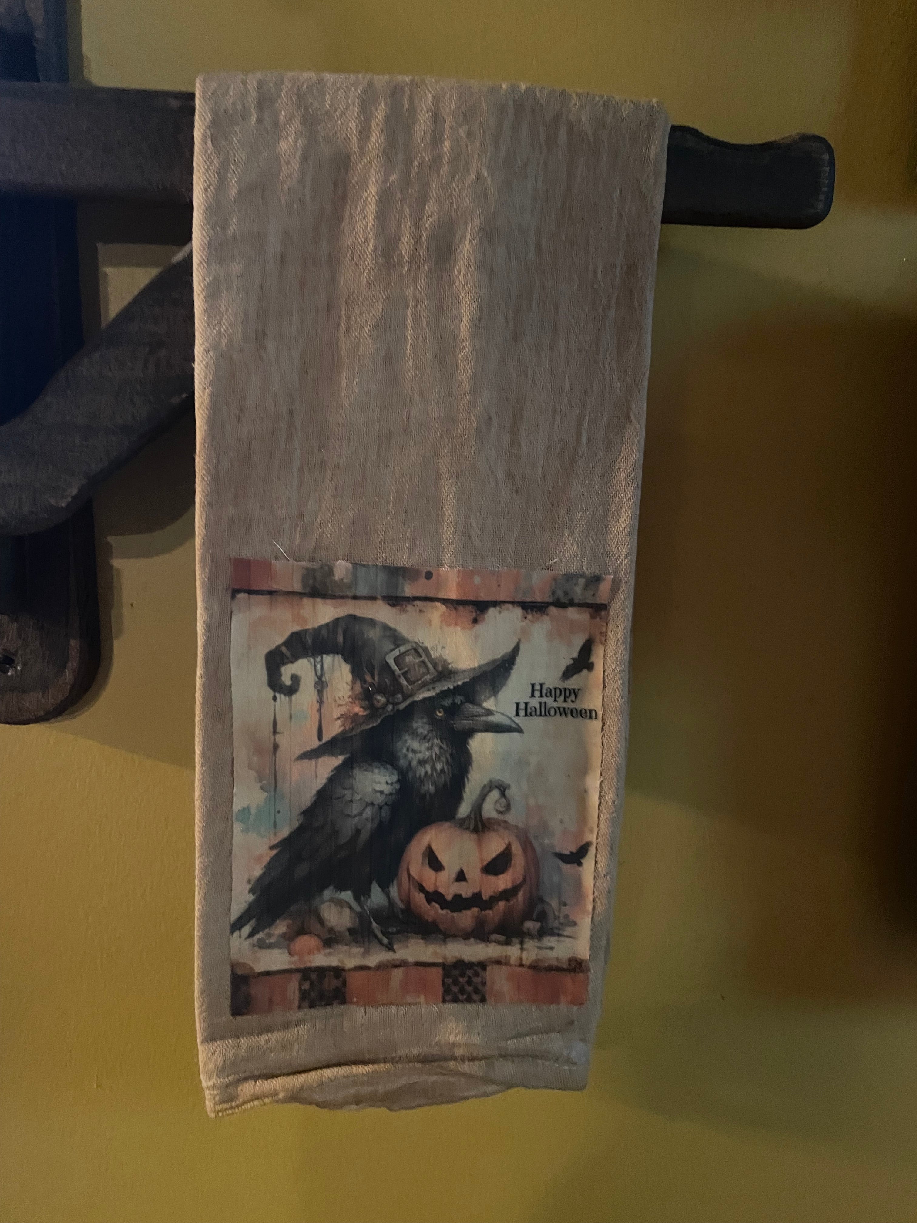 Primitive Decorative Fall Flour Sac Towel With Picture 28x29
