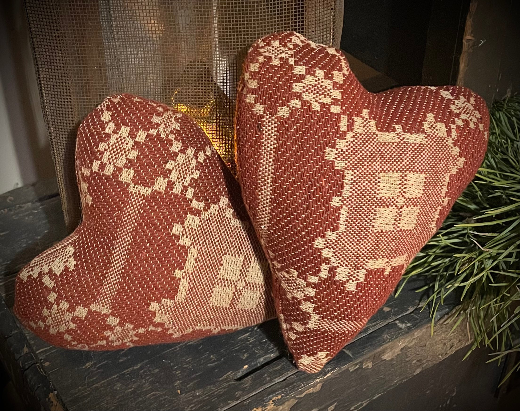 Primitive Handmade Valentines Coverlet Heart Red 10x9