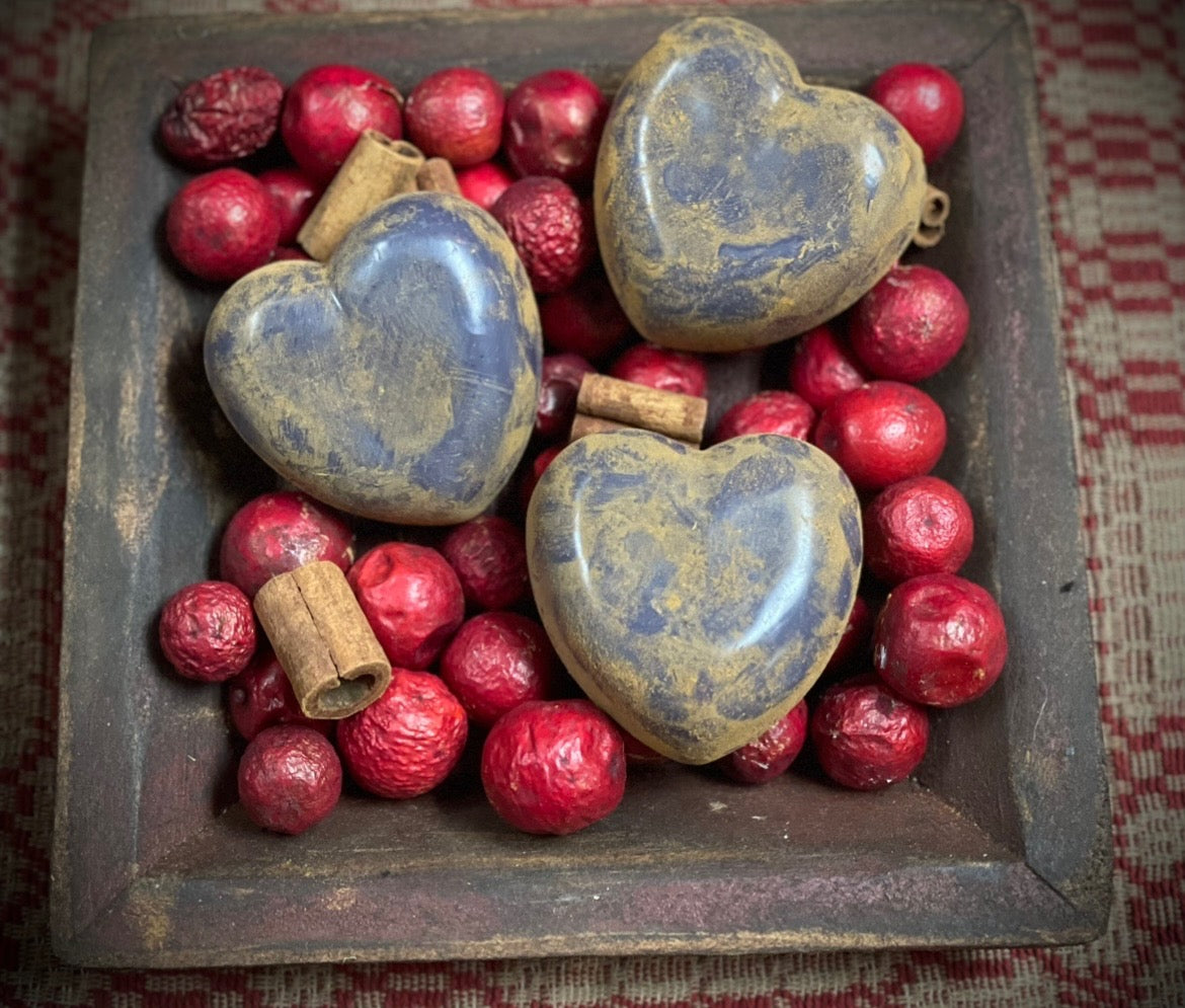 3 Primitive Blackened Wax Grungy Heart Bowl Filler 2x2