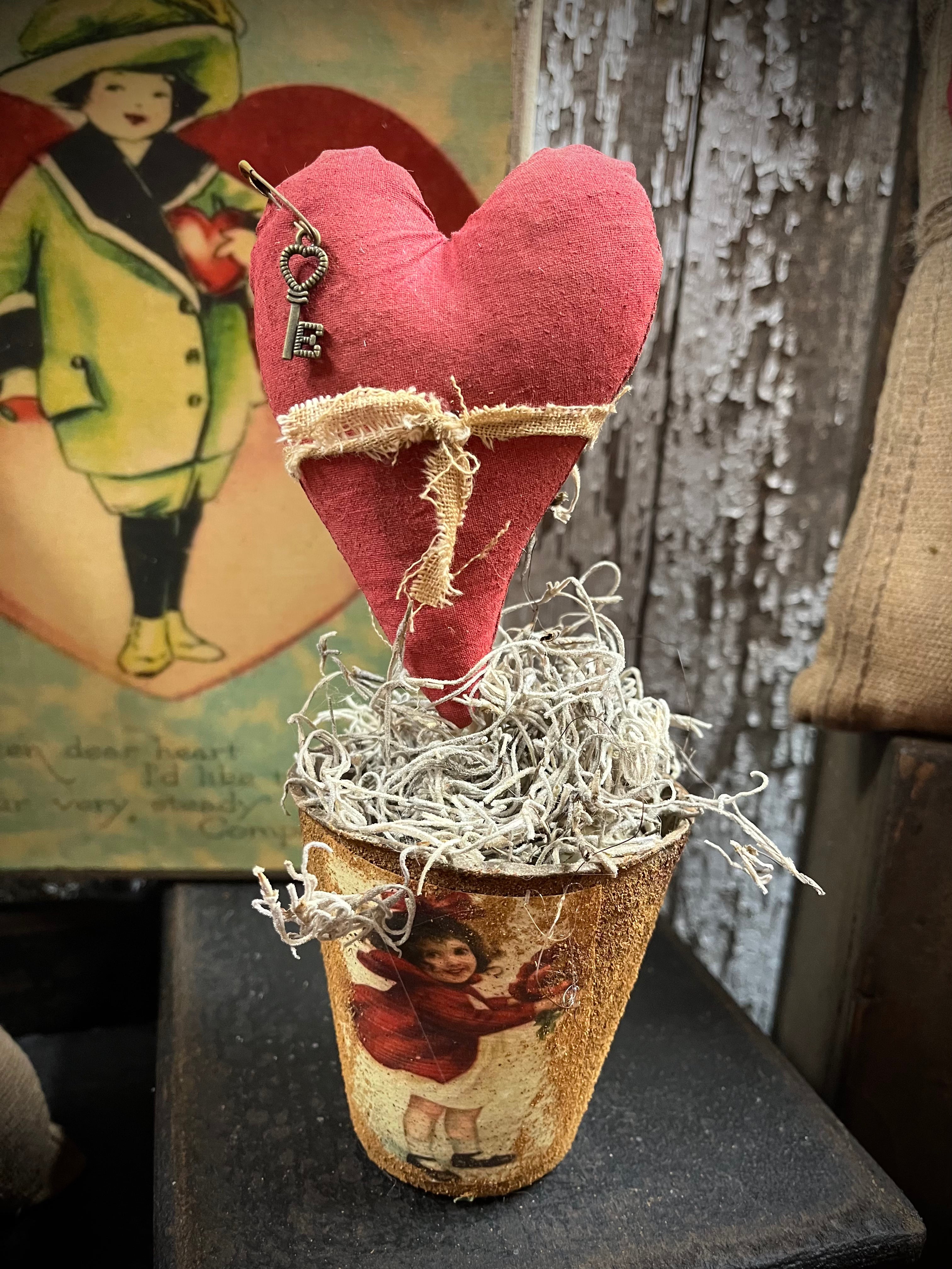 Primitive Handmade Valentines Hearts In Pot 8x3