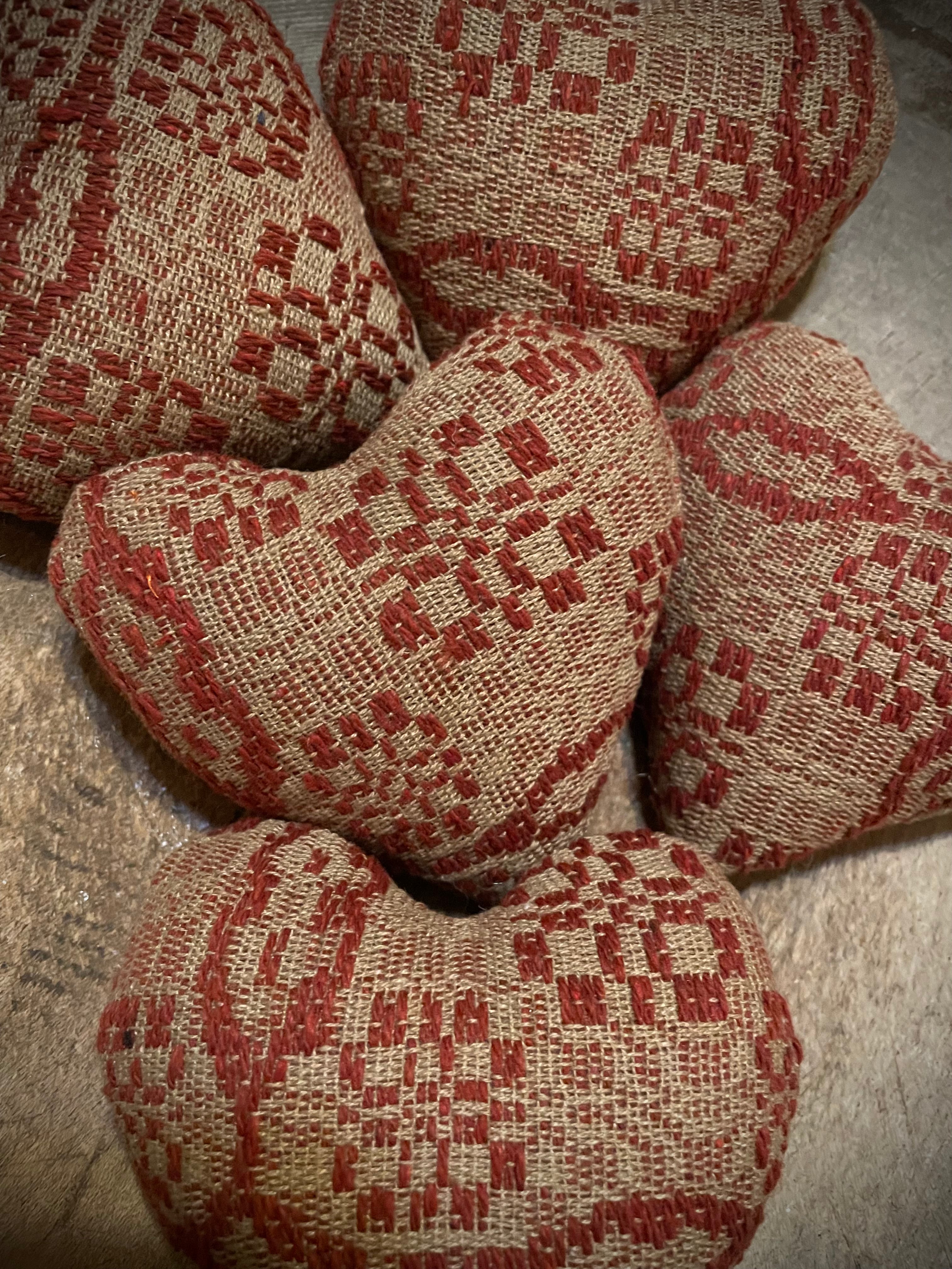 5 Primitive Handmade Valentines Coverlet Hearts Red 3x3
