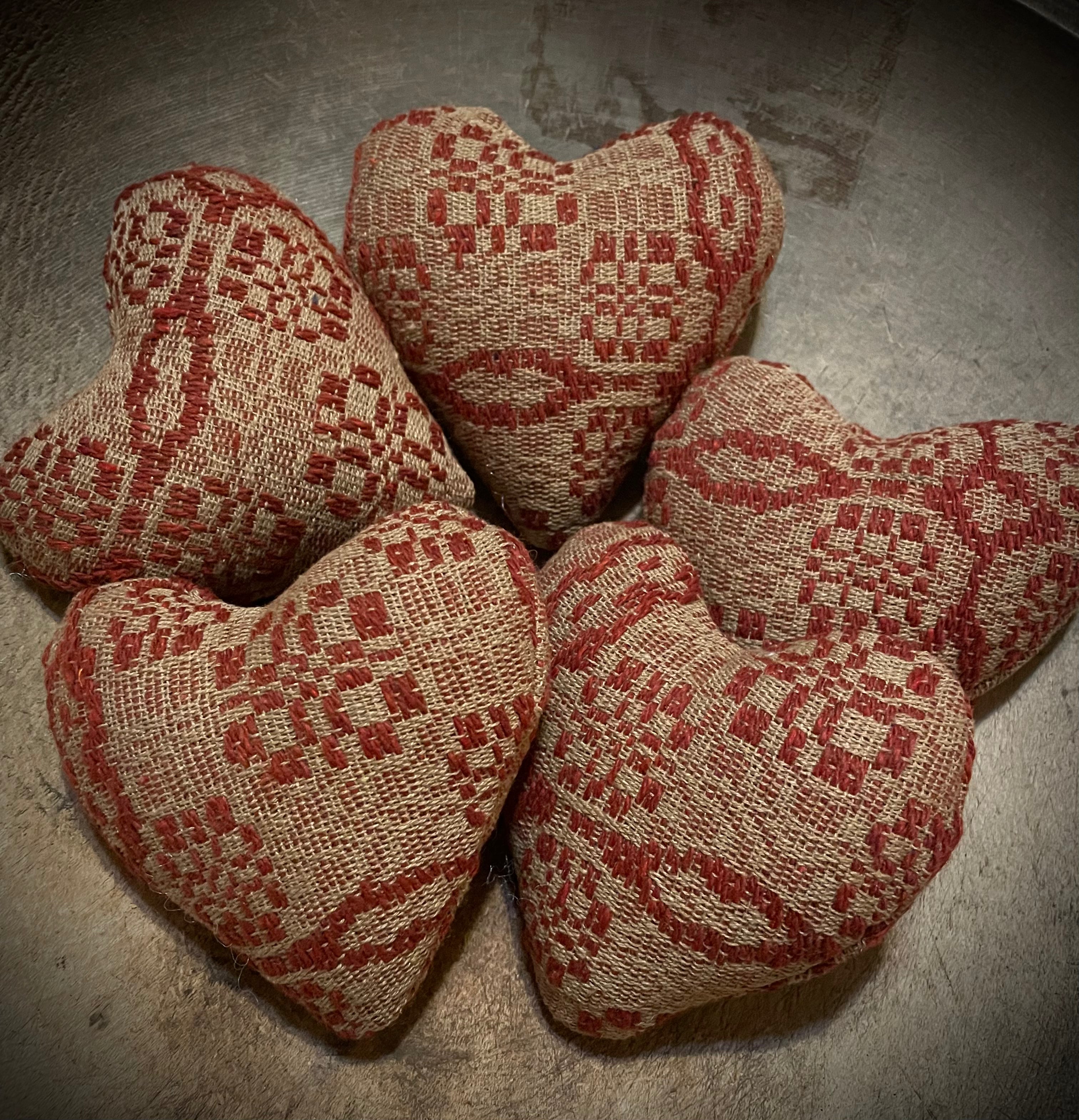 5 Primitive Handmade Valentines Coverlet Hearts Red 3x3