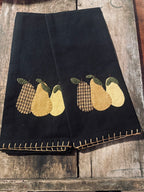 Primitive Towel With Pears 28x17