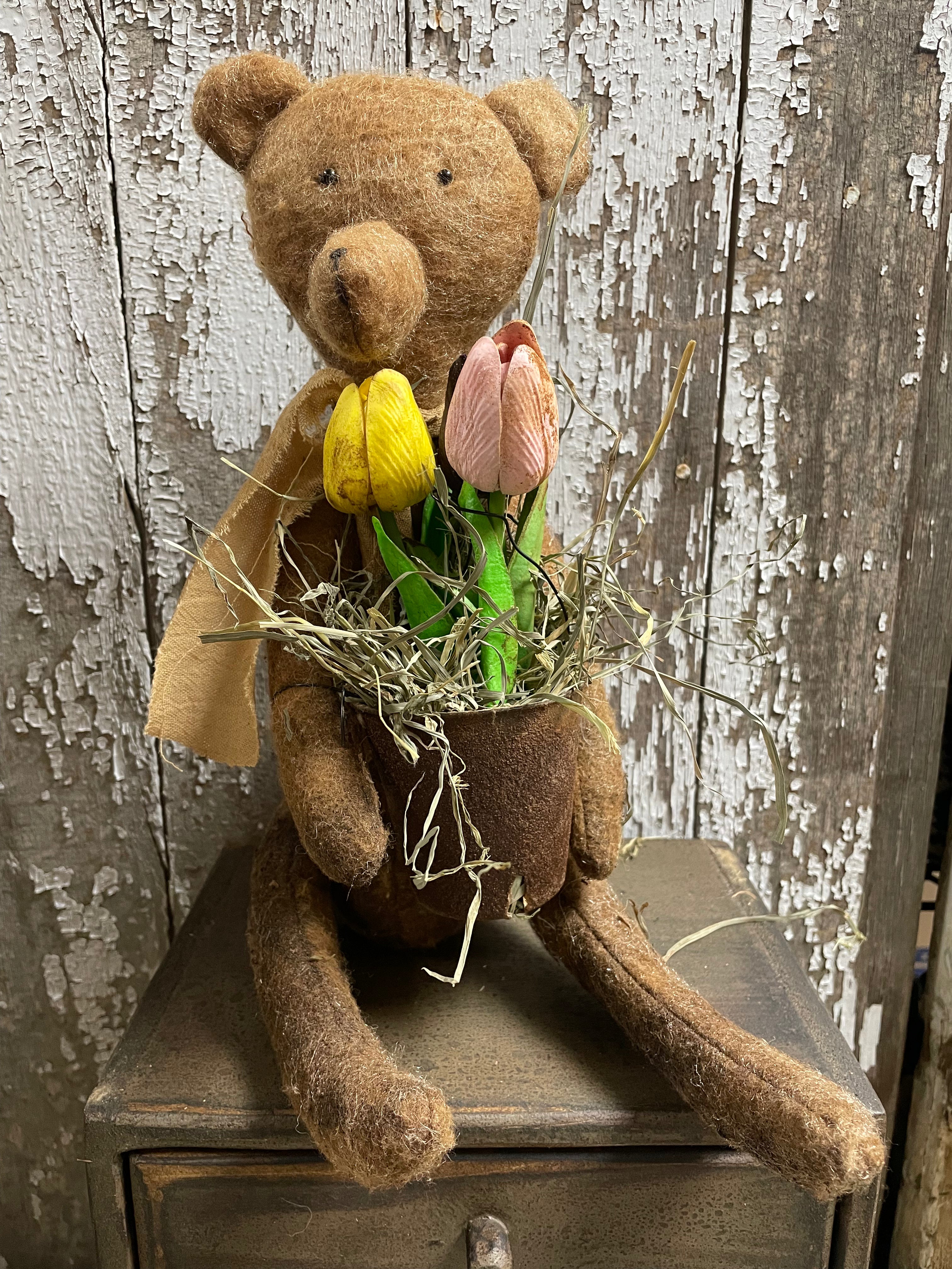 Primitive Grungy Teddy Bear With Tulip Pot Shelf Sitter 13x6