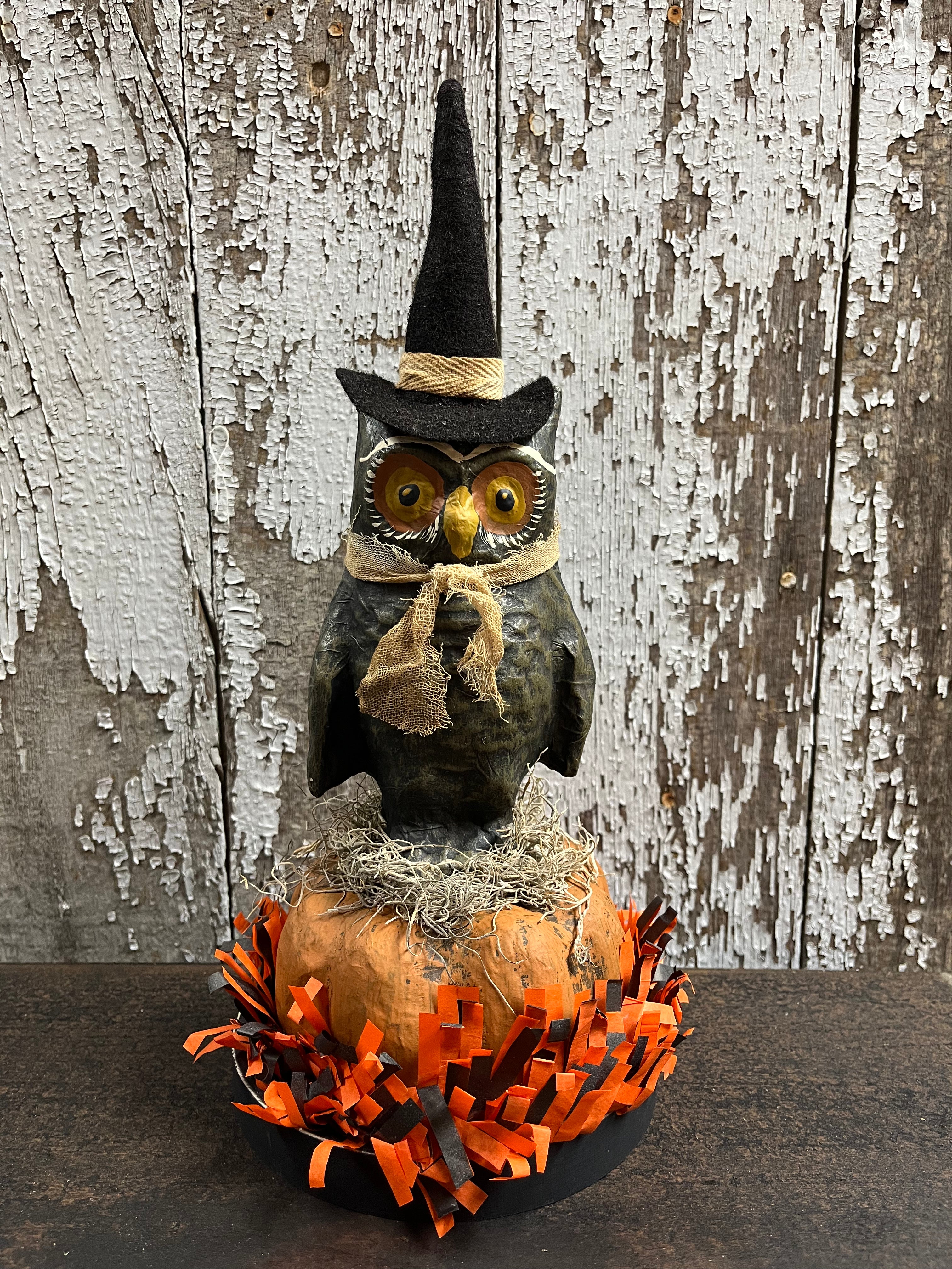 Primitive Owl On Pumpkin Rugged Chic 13x6