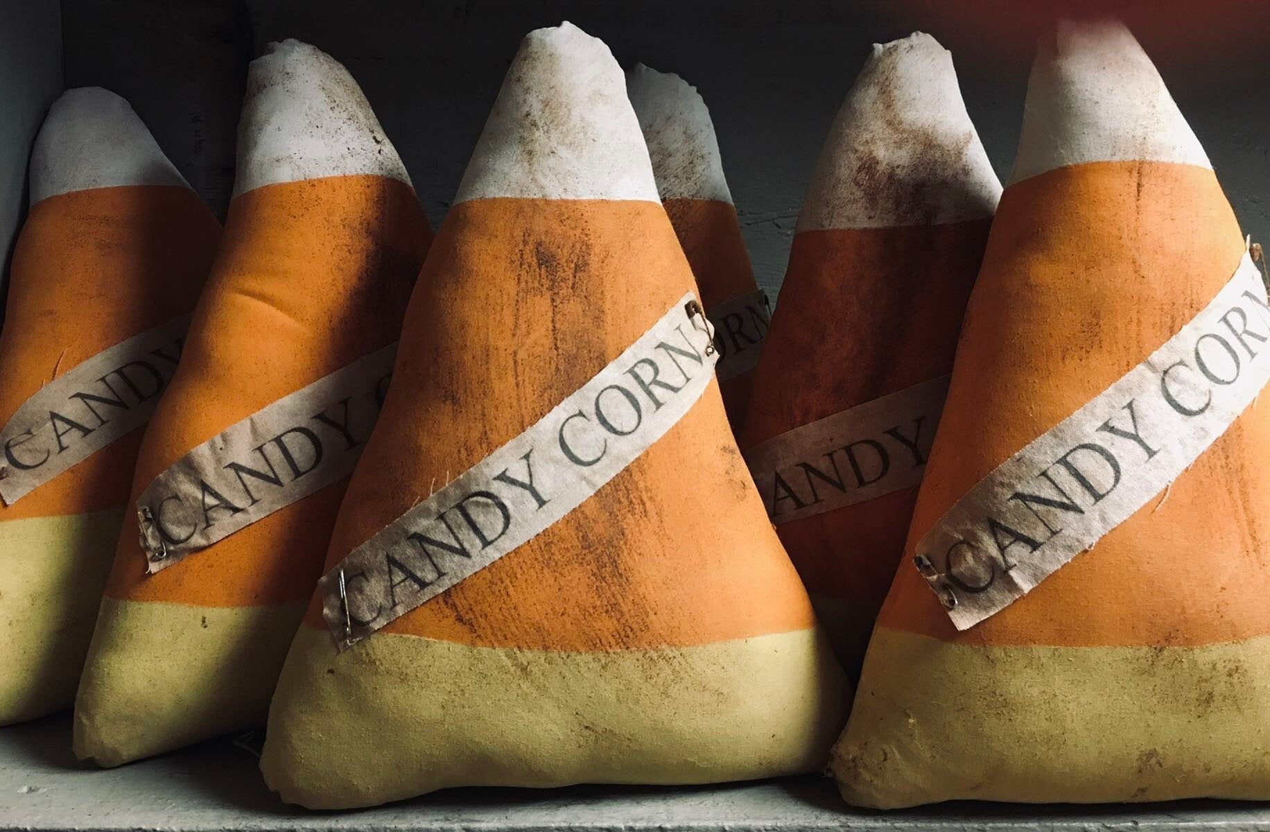 Primitive Candy Corn Shelf Sitter 14x12