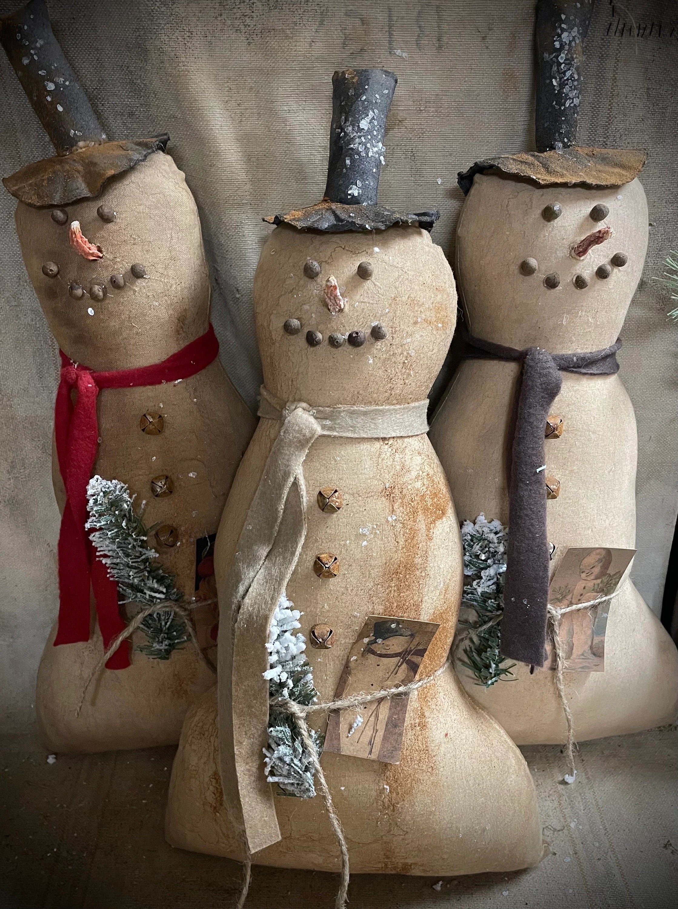 Primitive Christmas Winter Snowman Shelf Sitter 18x10