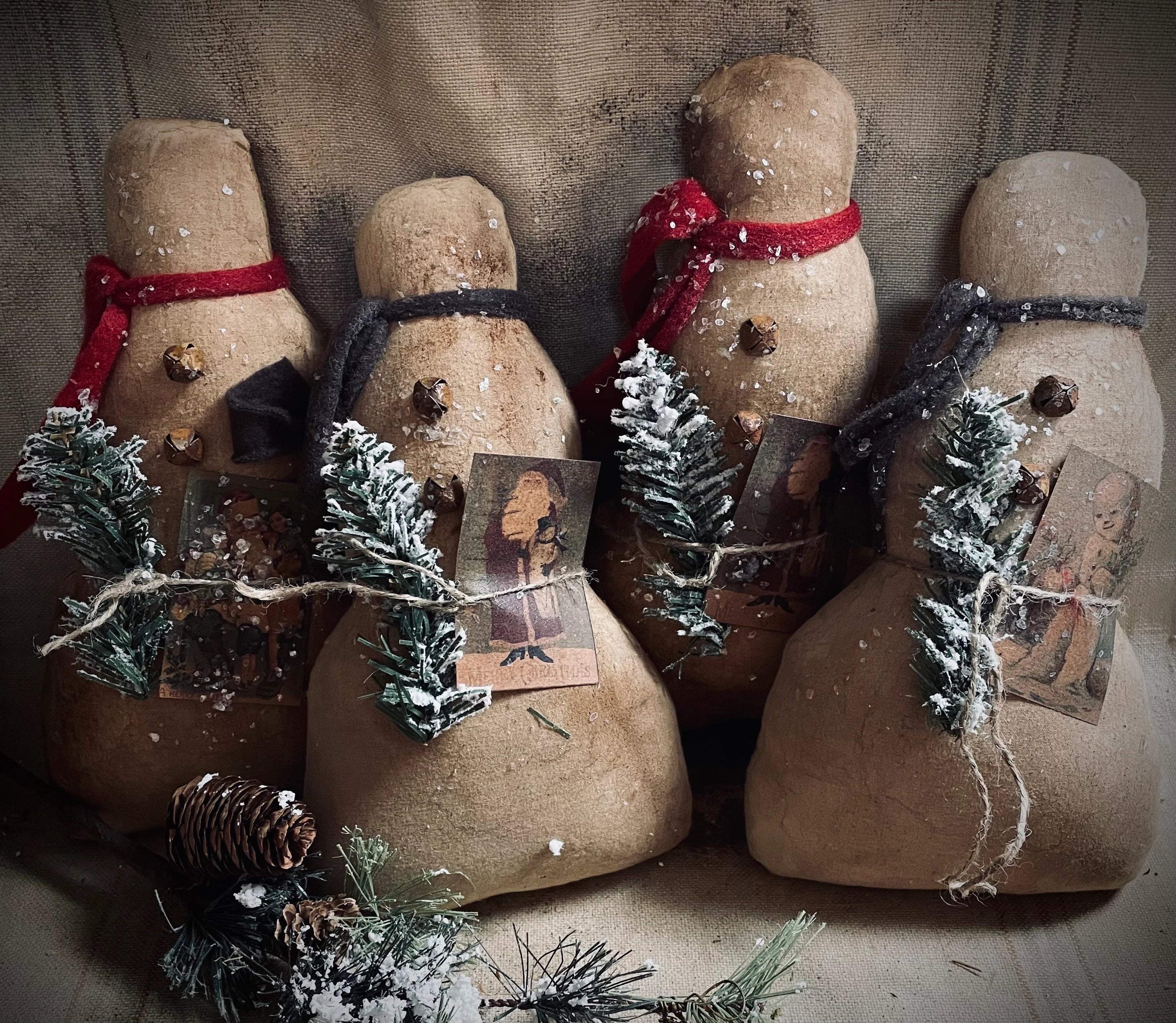 2 Primitive Christmas Snowmen