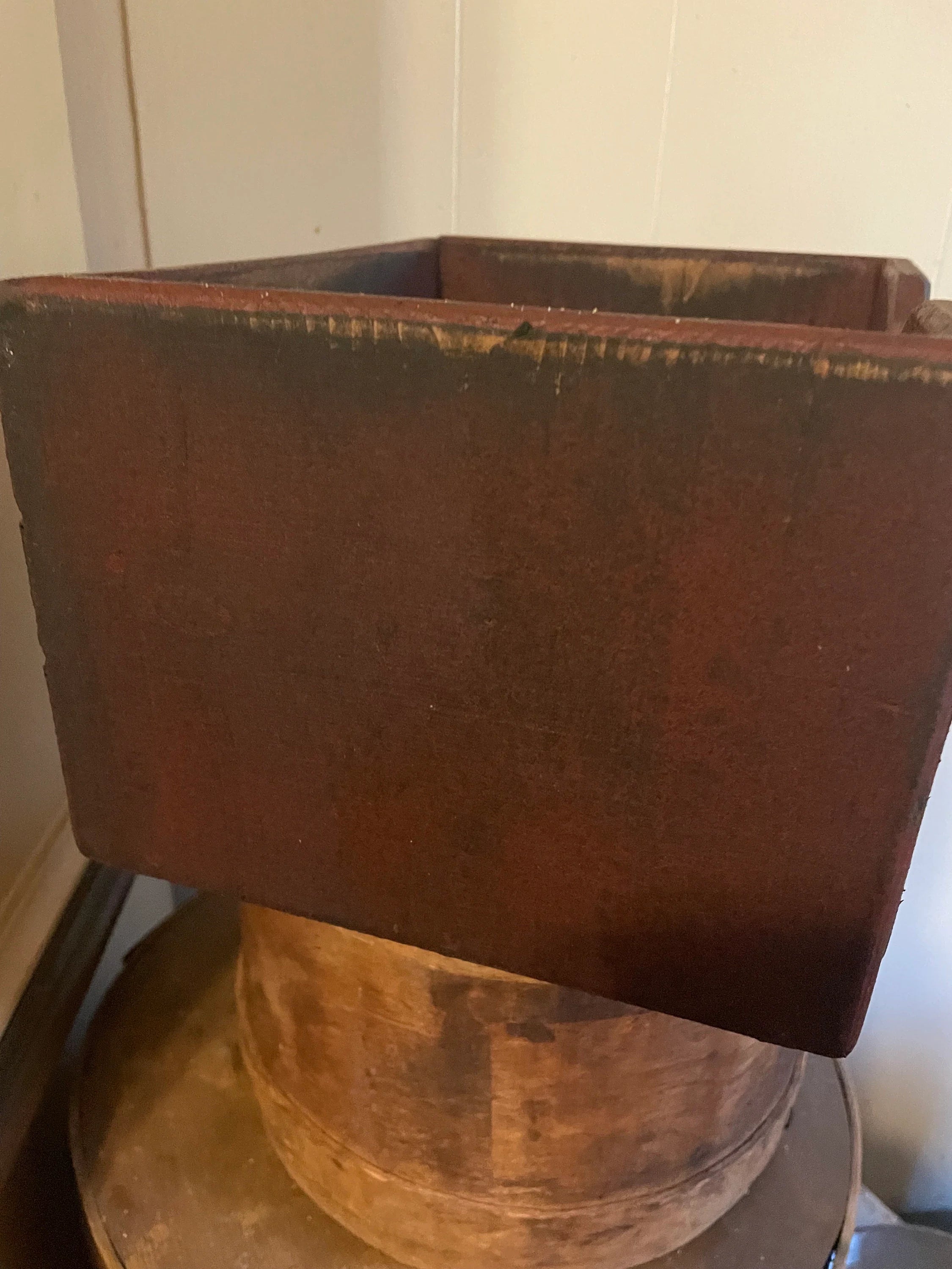 Primitive Wooden One Drawer Cubby 10x8x6 Red Over Black