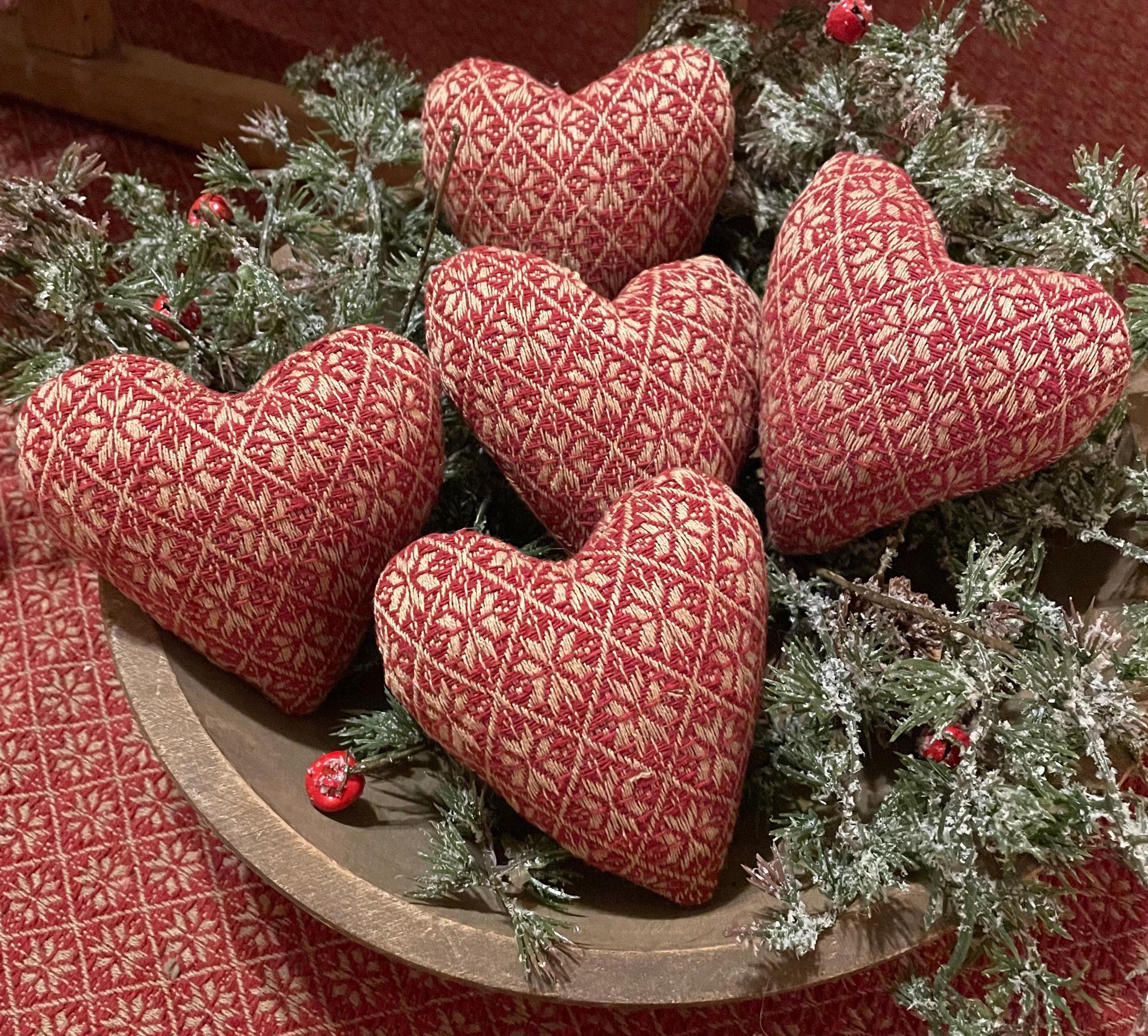 5 Primitive Handmade Valentines Coverlet Hearts Red 3x3