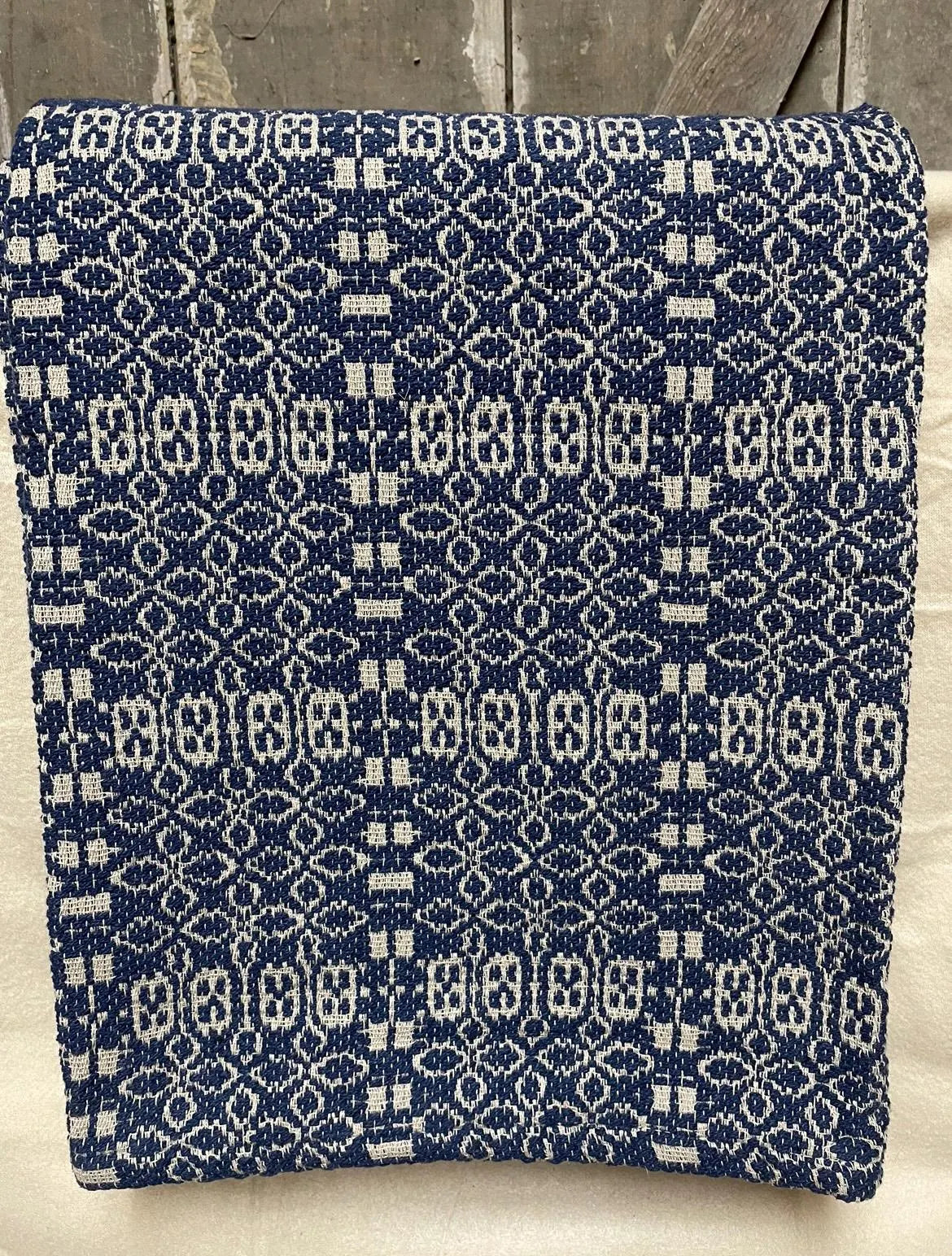 Primitive Coverlet 32 Inch Short Table Runner Blue/Tan