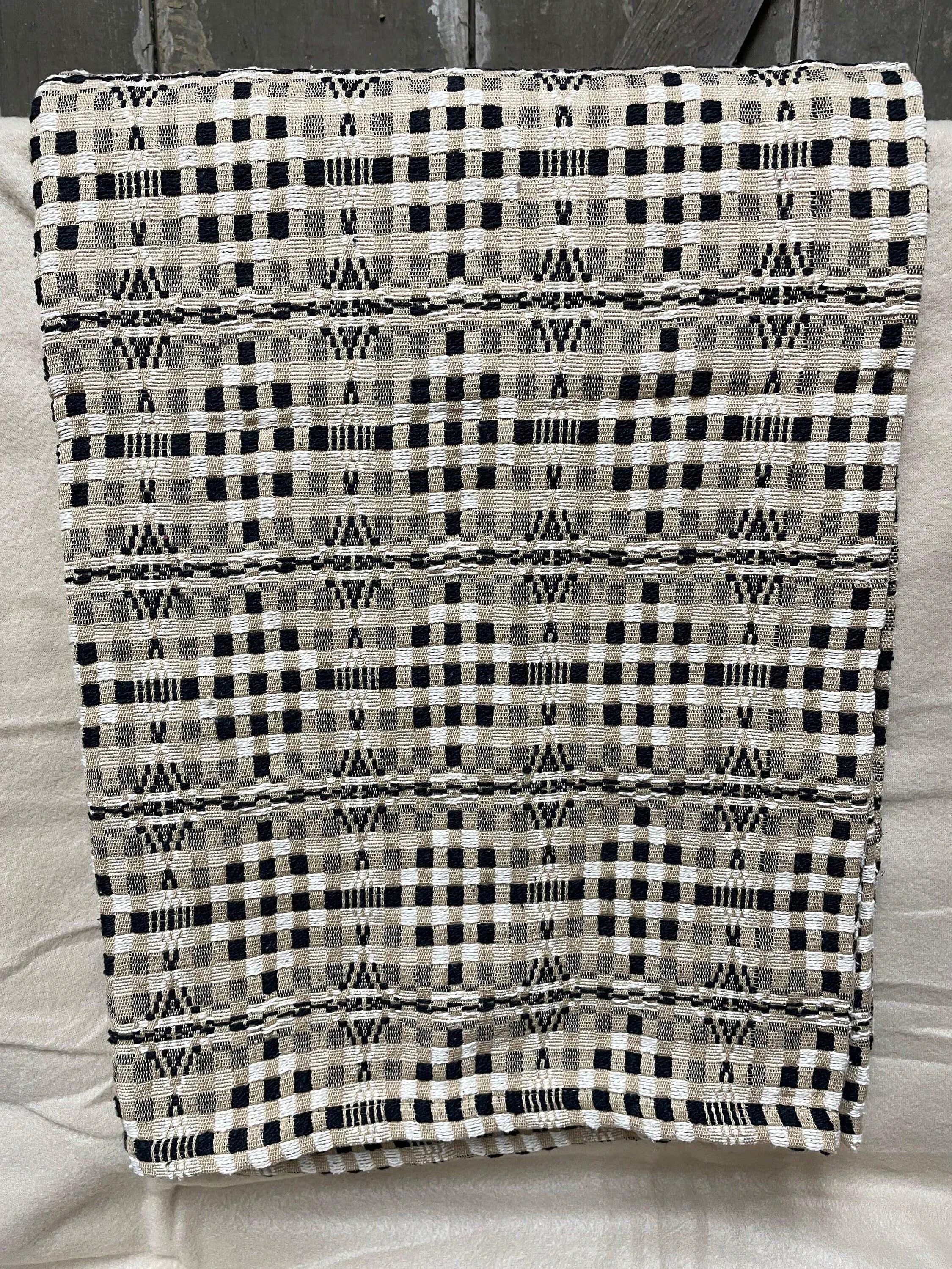 Primitive Coverlet 34 Inch Table Square Black/Tan/White
