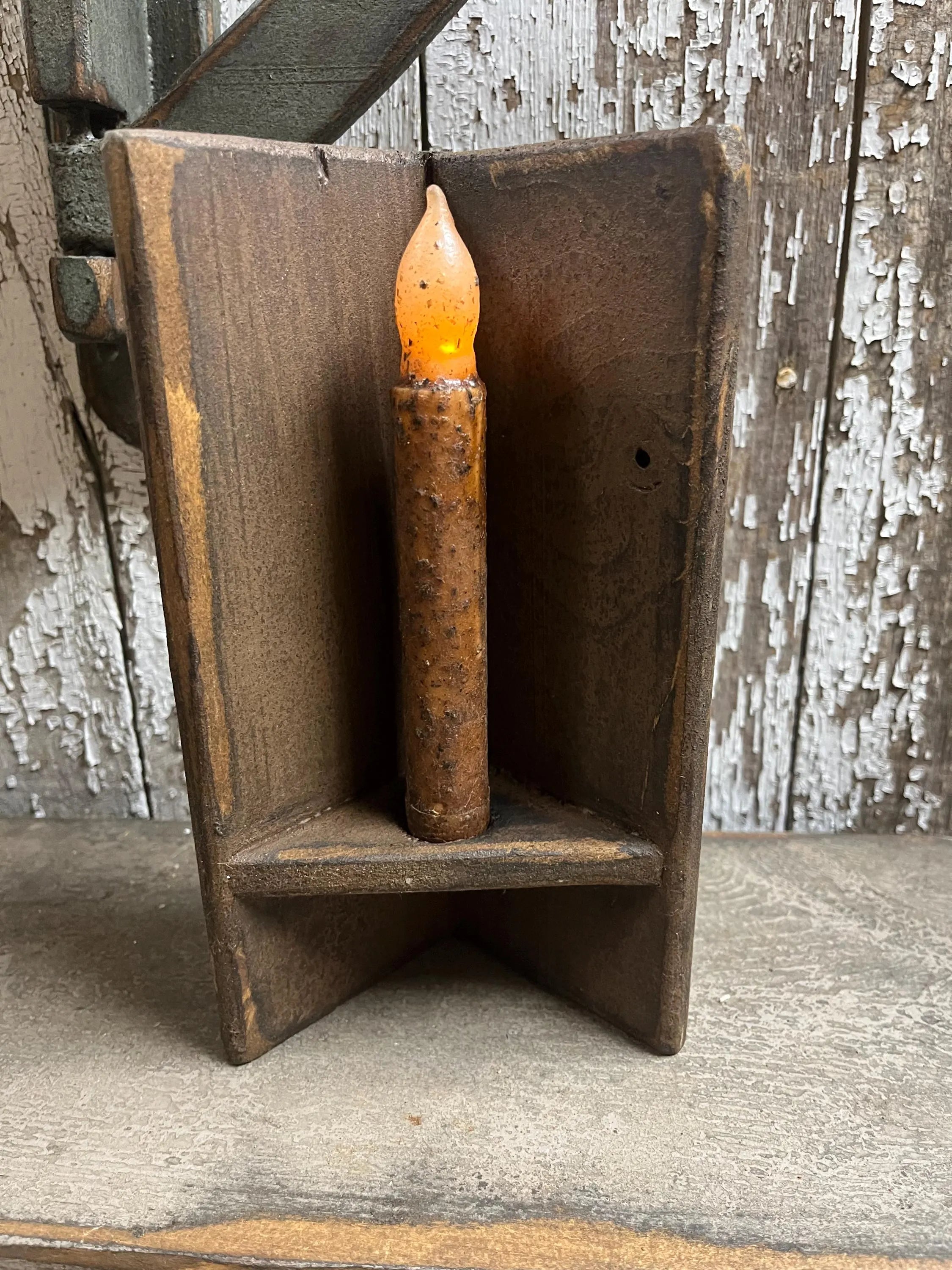 Primitive Corner Sconce With Candle 9x3x4 Brown