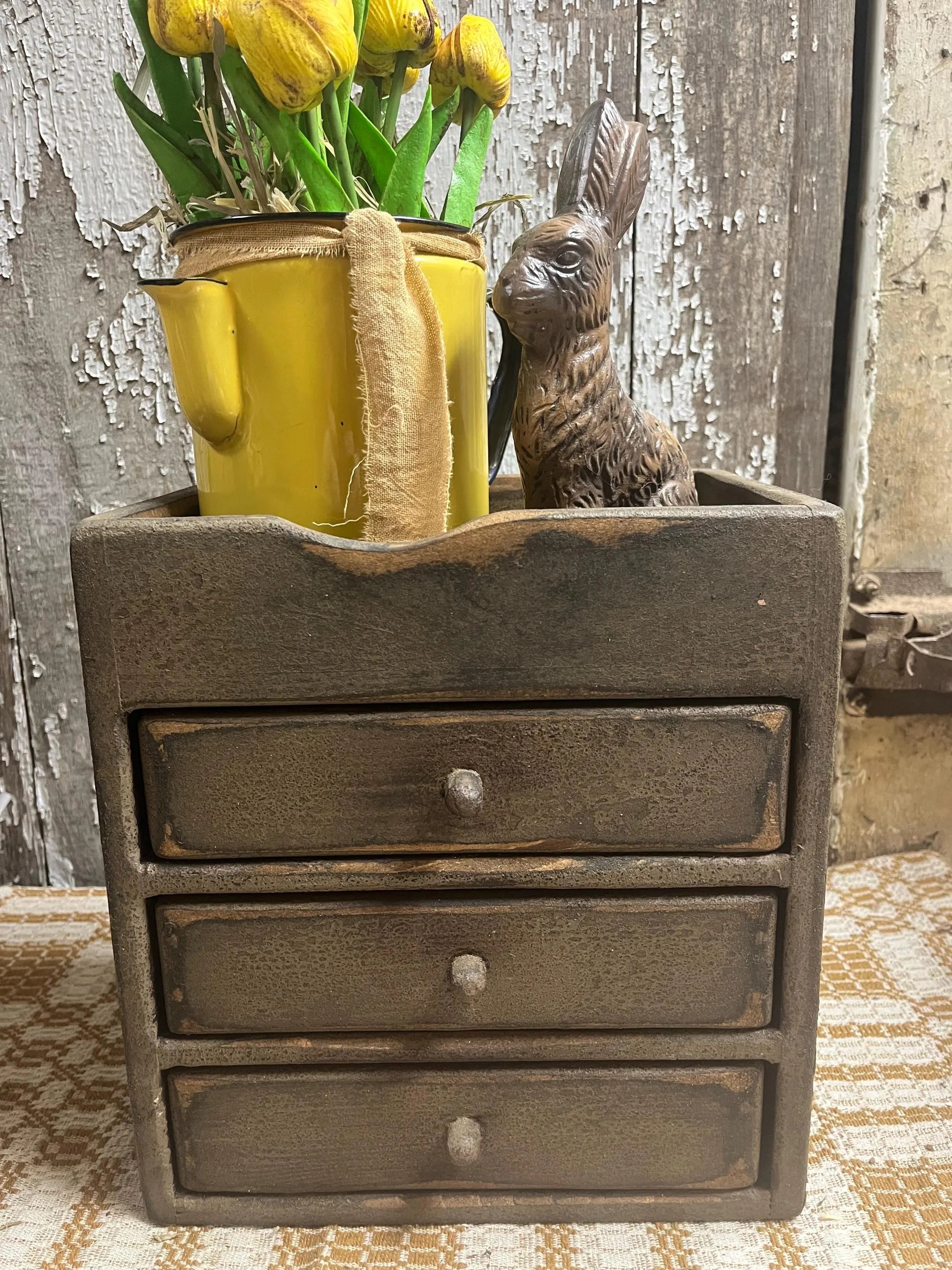Primitive Wooden Three Drawer Cubby 11x10x8 Pepper Gray